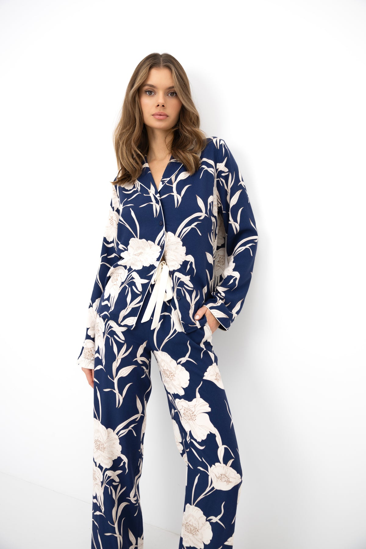 Pijama Mujer Sensis Vaya Viscosa – Azul Marino Floral