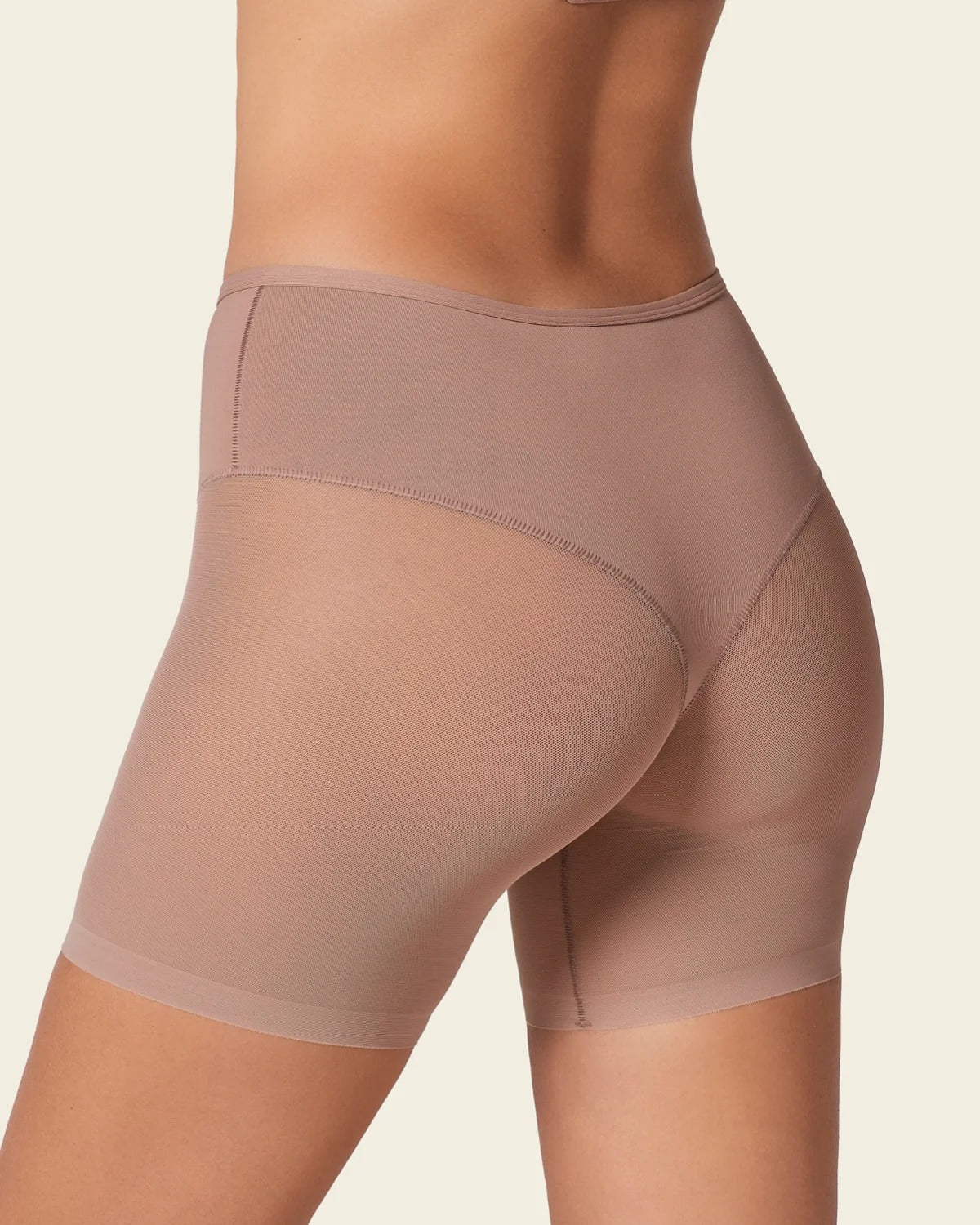 Braga faja invisible tipo short efecto tanga Leonisa 012769