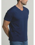 Camiseta interior de hombre Vania Men 4053 de manga corta y cuello pico en color Navy.