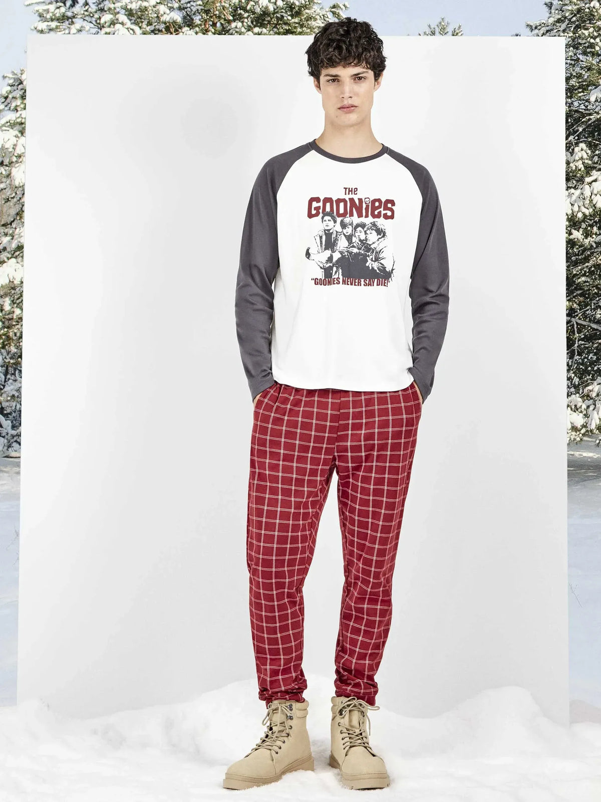 Pijama hombre The Goonies con pantalón de cuadros – Gisela